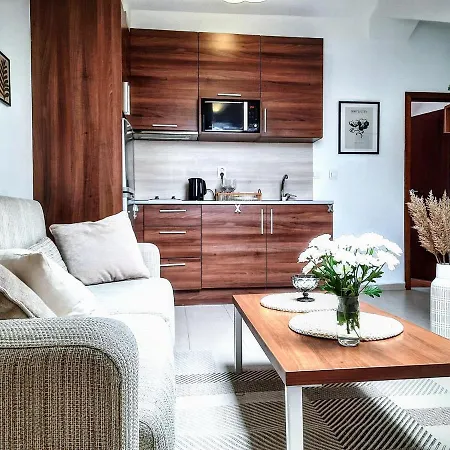 Belvedere Club Cozy Private Apartman Banszko